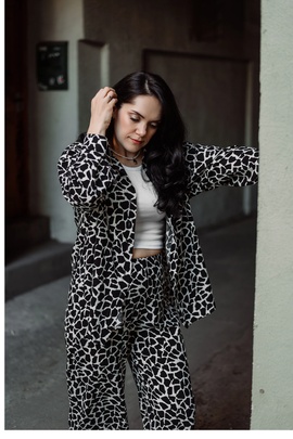 
                             
                                Блузка Синтия.
                                Обложка отзыва пользователя Пользователь 421723
                             
                        