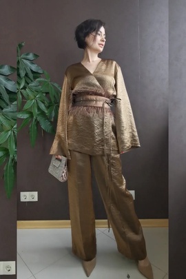 
                             
                                Лайма блузка.
                                Обложка отзыва пользователя Пользователь 143901
                             
                        