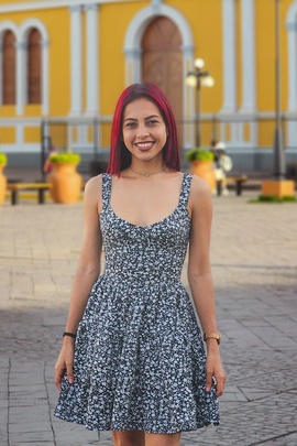 
                             
                                Cherry dress.
                                Обложка отзыва пользователя dani_celi
                             
                        