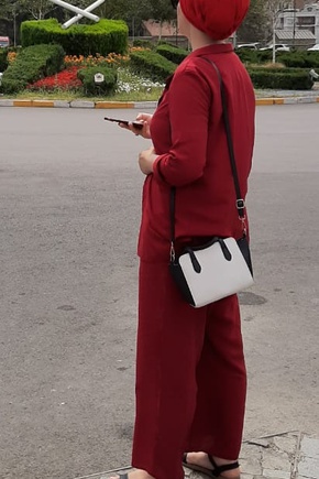 К брюкам добавлена рубашка ) отличный костюм