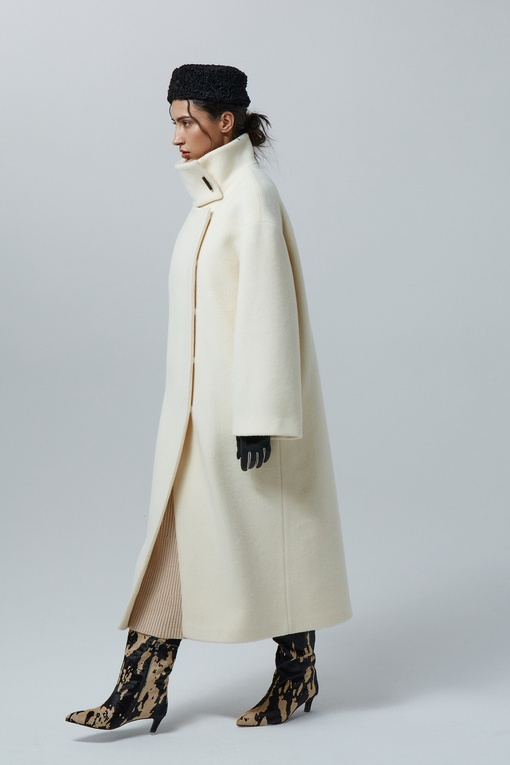 Gwendoline coat