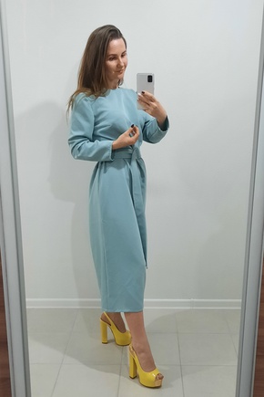 Простое и элегантное платье