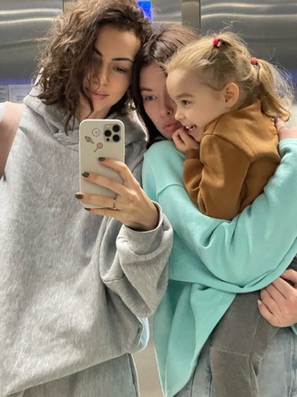 Не могу остановиться! У меня теперь есть это худи во всех цветах!!