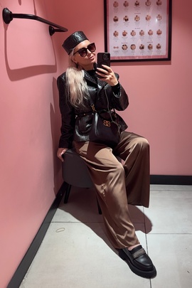 
                             
                                Эвина жакет.
                                Обложка отзыва пользователя Пользователь 284566
                             
                        