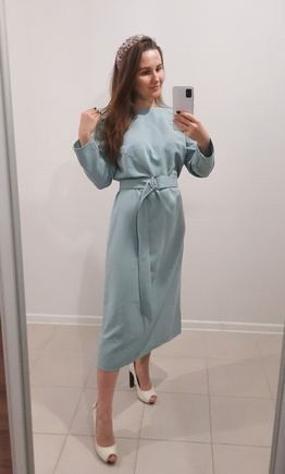 Простое и элегантное платье