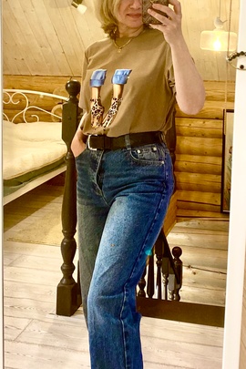 
                             
                                Футболка Аля.
                                Обложка отзыва пользователя Пользователь 71409
                             
                        