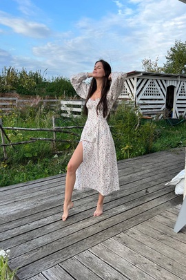 
                             
                                Платье Алексия.
                                Обложка отзыва пользователя Виктория
                             
                        