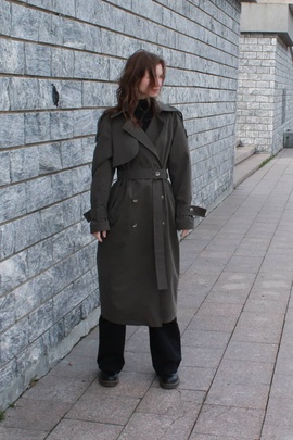 
                             
                                Тренчкот Абигейл.
                                Обложка отзыва пользователя Пользователь 126405
                             
                        