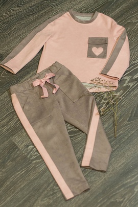 
                             
                                Брюки Рене.
                                Обложка отзыва пользователя Ирина
                             
                        