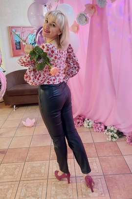 
                             
                                Брюки Ирма.
                                Обложка отзыва пользователя Пользователь 113119
                             
                        