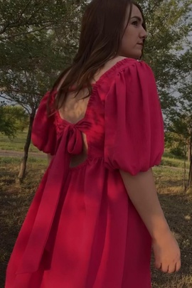 
                             
                                Платье Юни.
                                Обложка отзыва пользователя Пользователь 110180
                             
                        