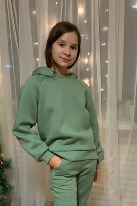 
                             
                                Худи Лилас.
                                Обложка отзыва пользователя Анастасия
                             
                        