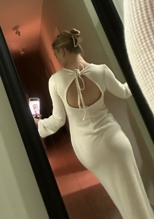 Красивое женственное платье