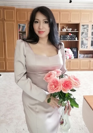 Красивое  и нежное платье