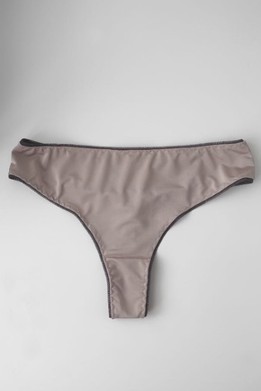 Неплохие стринги!