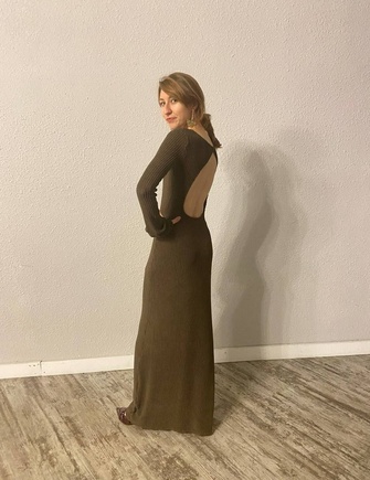 Очень простое, но элегантное платье