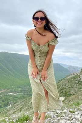 
                             
                                Платье Алексия.
                                Обложка отзыва пользователя Пользователь 156900
                             
                        