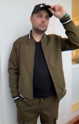 Отличный получился бомбер