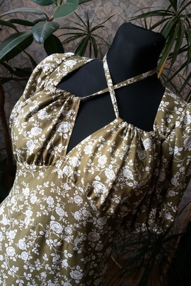 
                             
                                Розалин платье.
                                Обложка отзыва пользователя Пользователь 262322
                             
                        