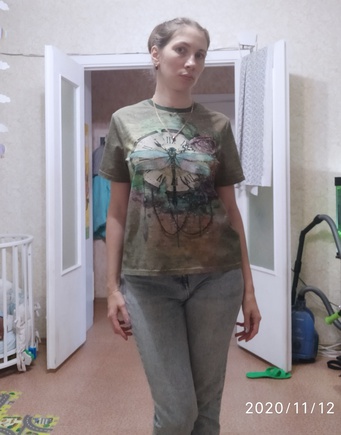 Футболка футболка достаточно саободная