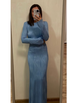 Это любовь с первой строчки))