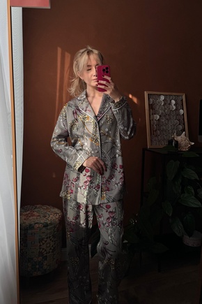 Сшила по выкройке еще шорты Назира 😆