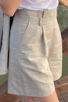 
                             
                                Шорты Клоди.
                                Обложка отзыва пользователя Даша Кузьмина
                             
                        