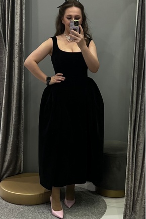 Стало роскошным вечерним образом