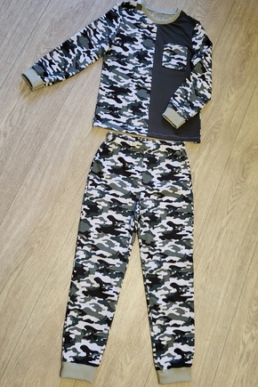 Пижамка из остатков ткани