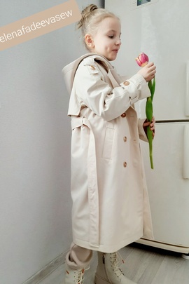 
                             
                                Тренчкот Эспен (девочки).
                                Обложка отзыва пользователя ЕЛЕНА
                             
                        