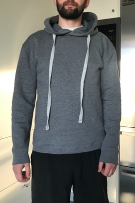 
                             
                                Худи Брэд.
                                Обложка отзыва пользователя Ксения
                             
                        