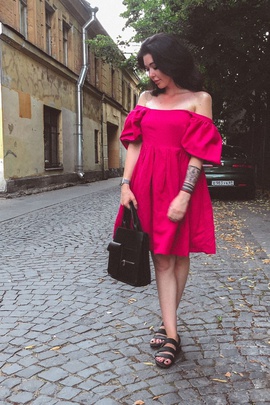 
                             
                                Платье Юни.
                                Обложка отзыва пользователя Пользователь 266453
                             
                        