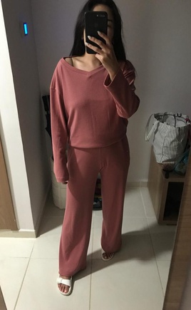 Идеальный костюм для отдыха!