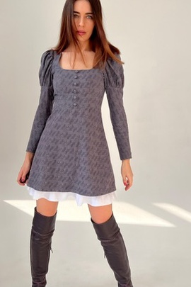 
                             
                                Микаэлла платье.
                                Обложка отзыва пользователя Elena
                             
                        