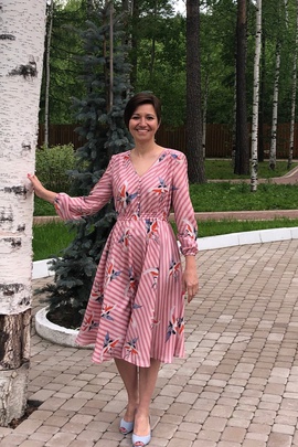 
                             
                                Платье Алина.
                                Обложка отзыва пользователя Татьяна  Че
                             
                        