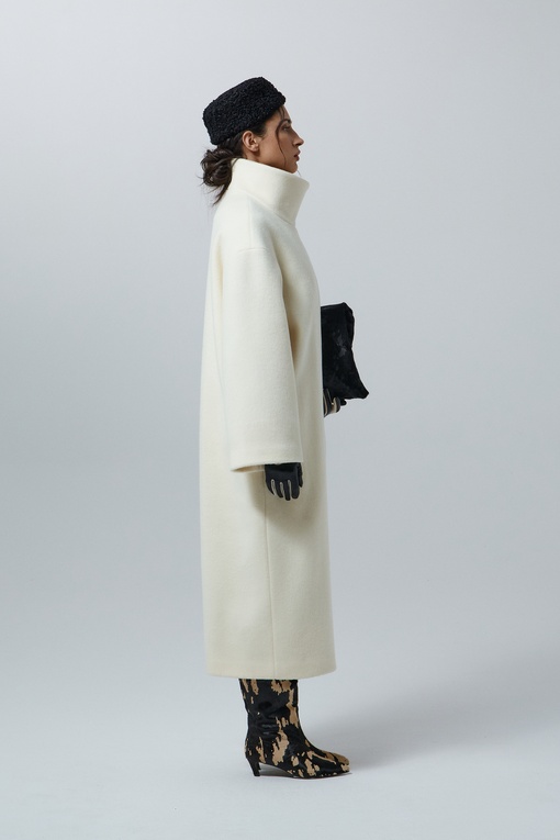 Gwendoline coat
