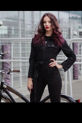 
                             
                                Комбинезон Алекс.
                                Обложка отзыва пользователя JuSa
                             
                        