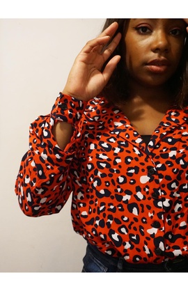 
                             
                                Jenna Blouse.
                                Обложка отзыва пользователя Genevieve
                             
                        