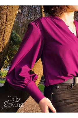 
                             
                                Edwige Blouse.
                                Обложка отзыва пользователя Caroline
                             
                        