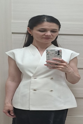 Элегантный жилет