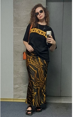 
                             
                                Юбка Сати.
                                Обложка отзыва пользователя Евгения
                             
                        