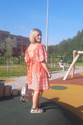 Платье очень понравилось.