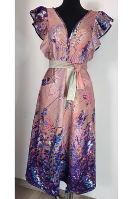 
                             
                                Felicia dress.
                                Обложка отзыва пользователя Helēna Bormane
                             
                        