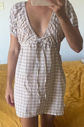 
                             
                                Oona Dress.
                                Обложка отзыва пользователя Пользователь 395823
                             
                        