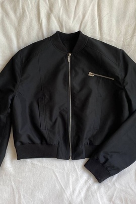 
                             
                                Видеоуроки к выкройке бомбера Мэйди.
                                Обложка отзыва пользователя Пользователь 188826
                             
                        