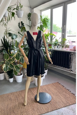 
                             
                                Платье Стейси.
                                Обложка отзыва пользователя Tani
                             
                        