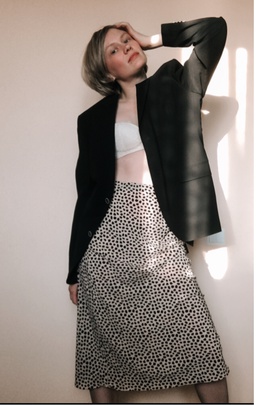 
                             
                                Юбка Сати.
                                Обложка отзыва пользователя ЕКАТЕРИНА
                             
                        