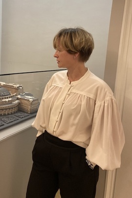 
                             
                                Лайза блузка.
                                Обложка отзыва пользователя Пользователь 52467
                             
                        