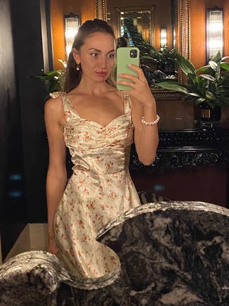 Романтичное платье