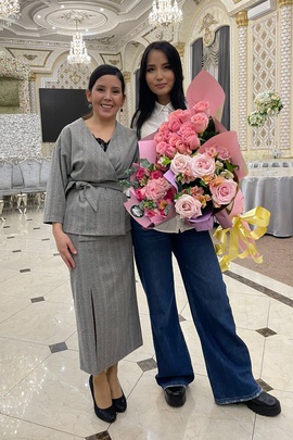 
                             
                                Жакет Селена.
                                Обложка отзыва пользователя Динара Несипбаева 148032
                             
                        